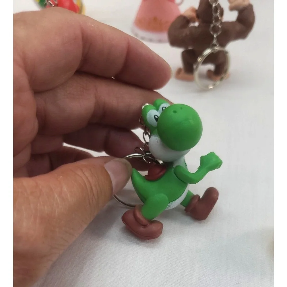 12 Nintendo Suoer Mario Bros Characters Keychains